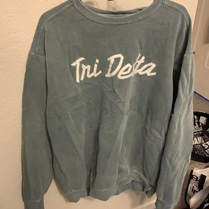 Green oversized tri delta sweatshirt